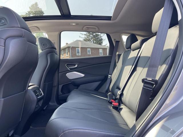Photo of 2025 Liquid Carbon Metallic Acura RDX