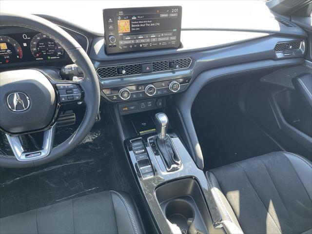 Photo of 2025 Platinum White Pearl Acura Integra