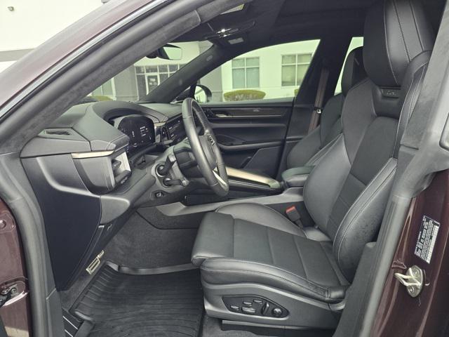 Photo of 2024 Copper Ruby Metallic Porsche Macan