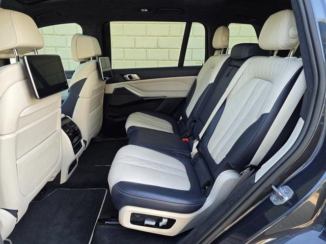 Photo of 2019 Arctic Gray Metallic BMW X7