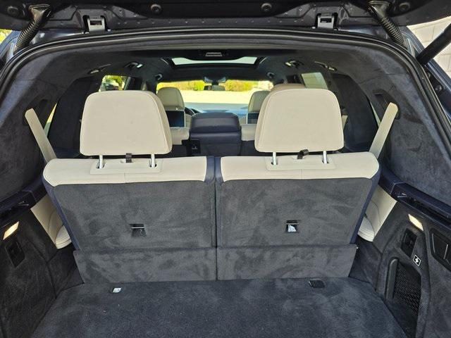 Photo of 2019 Arctic Gray Metallic BMW X7