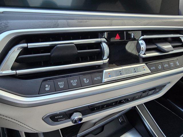 Photo of 2019 Arctic Gray Metallic BMW X7