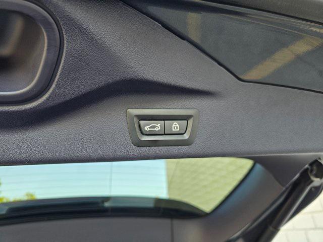 Photo of 2019 Arctic Gray Metallic BMW X7