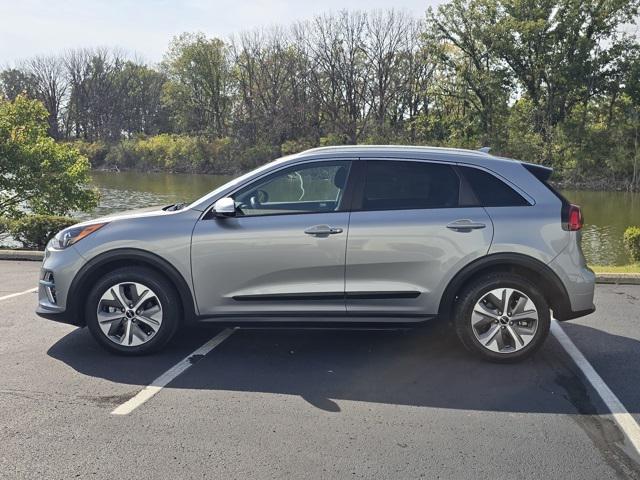 Photo of 2022 Steel Gray Kia Niro EV