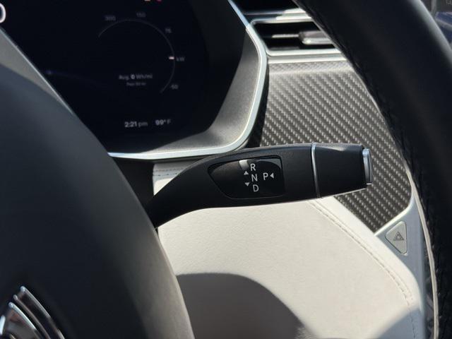Photo of 2017 Deep Blue Metallic Tesla Model S