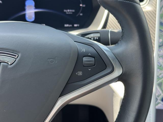 Photo of 2017 Deep Blue Metallic Tesla Model S