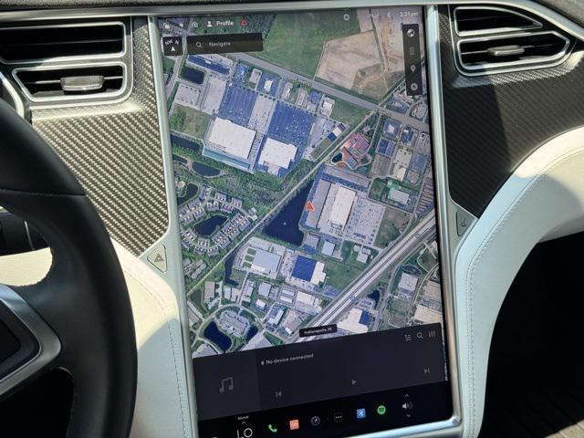 Photo of 2017 Deep Blue Metallic Tesla Model S