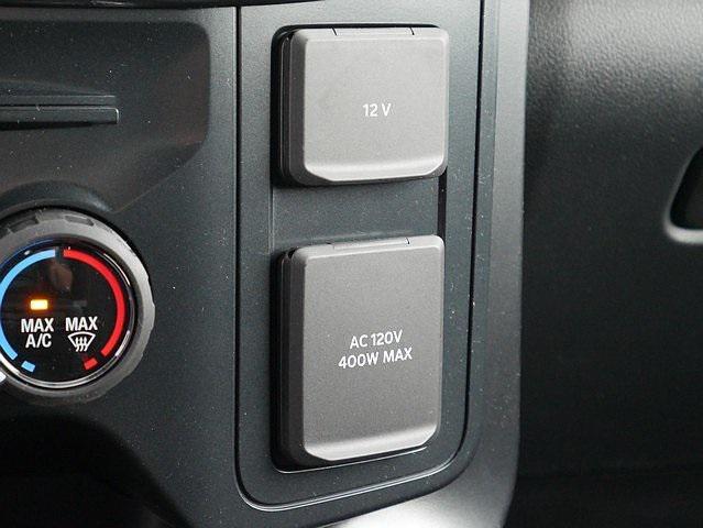 Photo of 2025 Oxford White Ford F-150