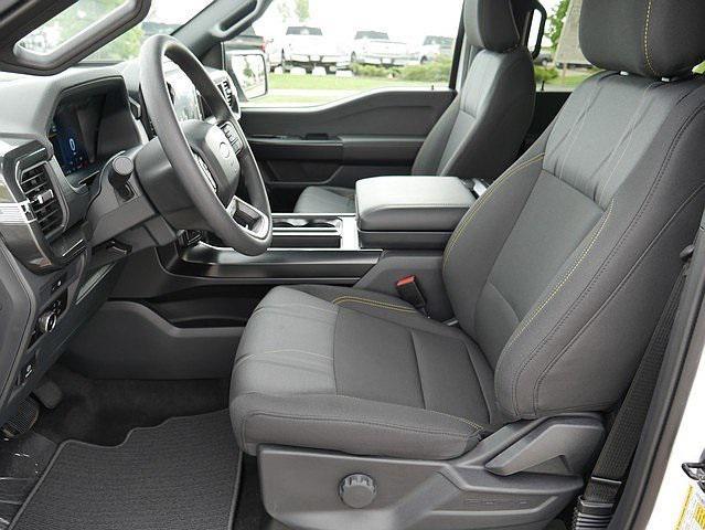 Photo of 2025 Oxford White Ford F-150