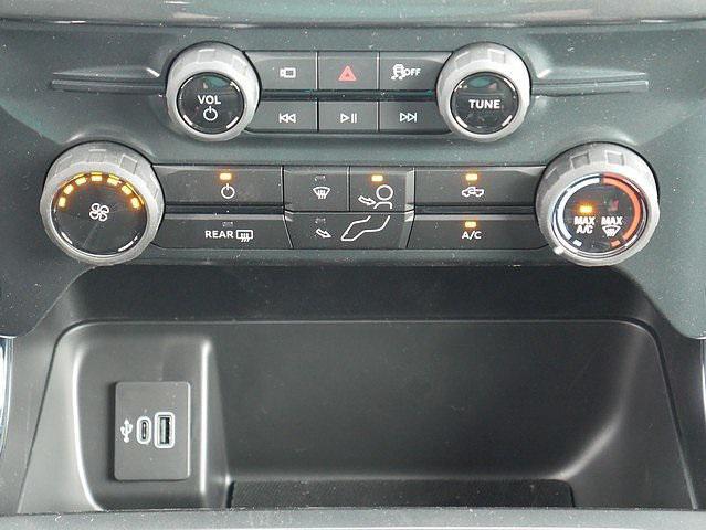 Photo of 2025 Oxford White Ford F-150