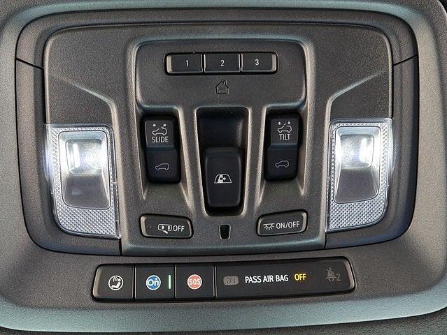 Photo of 2024 White Frost Tricoat GMC Sierra 2500