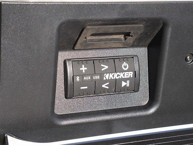 Photo of 2024 White Frost Tricoat GMC Sierra 2500