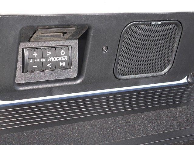 Photo of 2024 White Frost Tricoat GMC Sierra 2500
