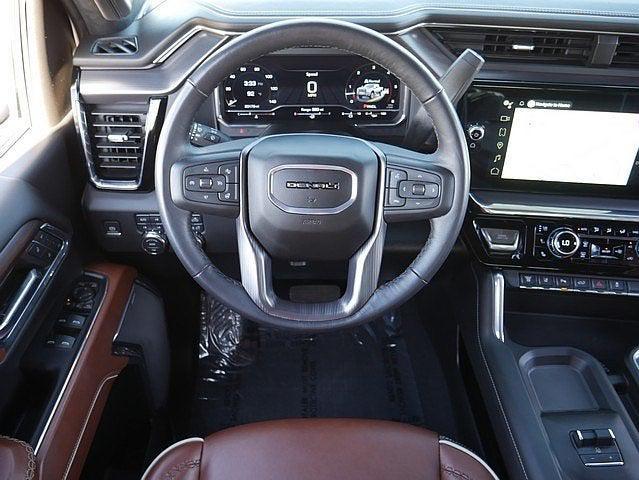 Photo of 2024 White Frost Tricoat GMC Sierra 2500