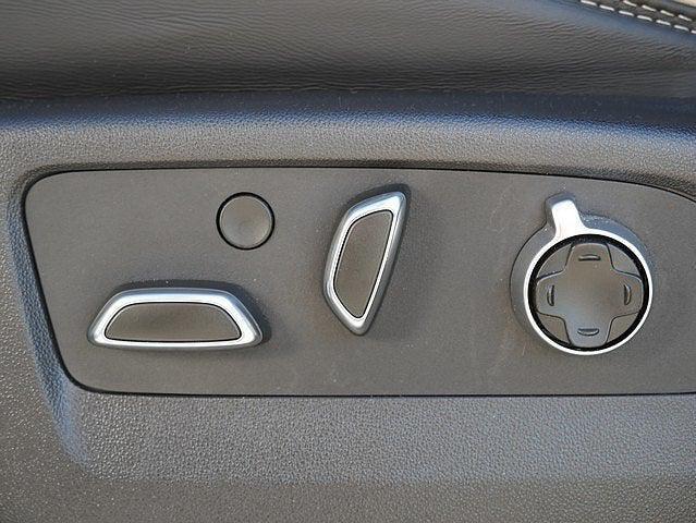Photo of 2024 White Frost Tricoat GMC Sierra 2500