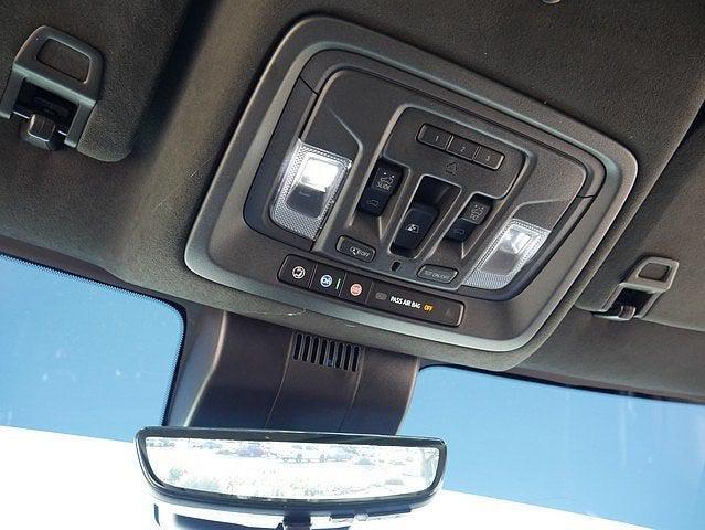 Photo of 2024 White Frost Tricoat GMC Sierra 2500