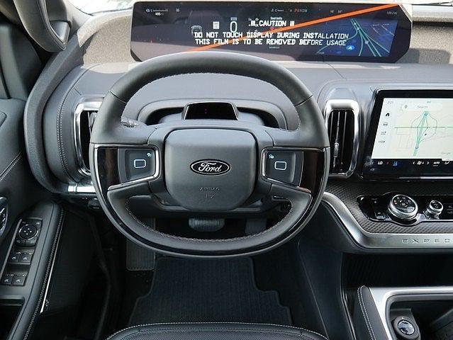 Photo of 2025 Agate Black Metallic Ford Expedition Max