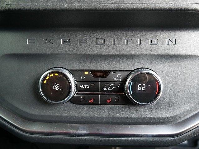 Photo of 2025 Agate Black Metallic Ford Expedition Max