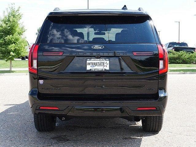 Photo of 2025 Agate Black Metallic Ford Expedition Max