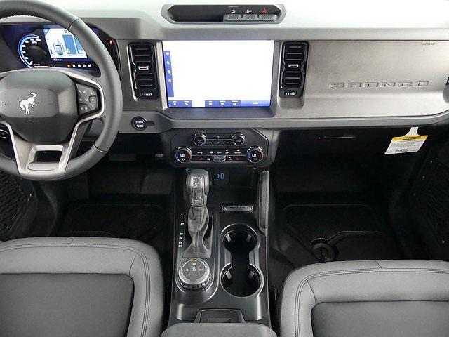 Photo of 2024 Azure Gray Metallic Tri-Coat Ford Bronco