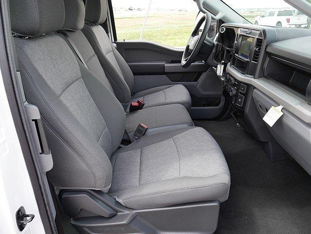 Photo of 2025 Oxford White Ford F-350