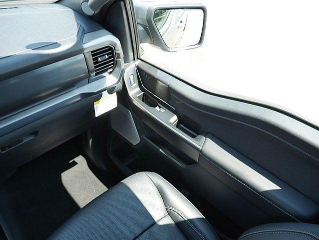 Photo of 2025 Iconic Silver Metallic Ford F-150
