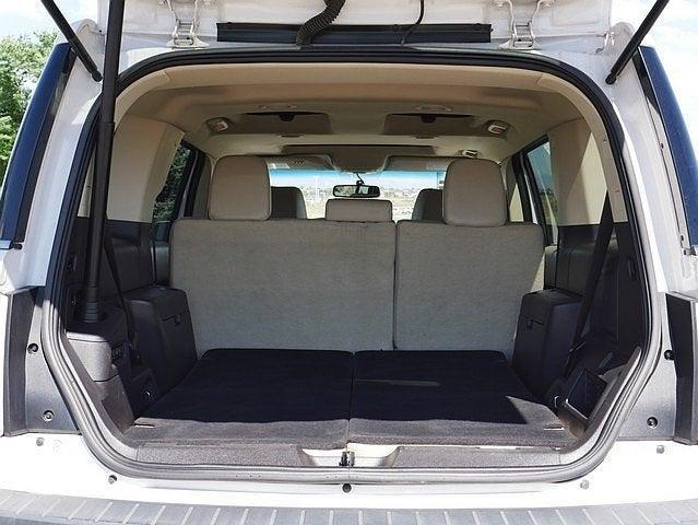 Photo of 2019 White Platinum Metallic Tri-Coat Ford Flex