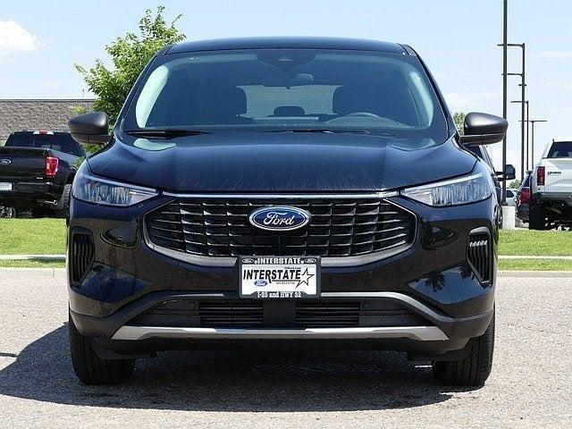 Photo of 2024 Agate Black Metallic Ford Escape