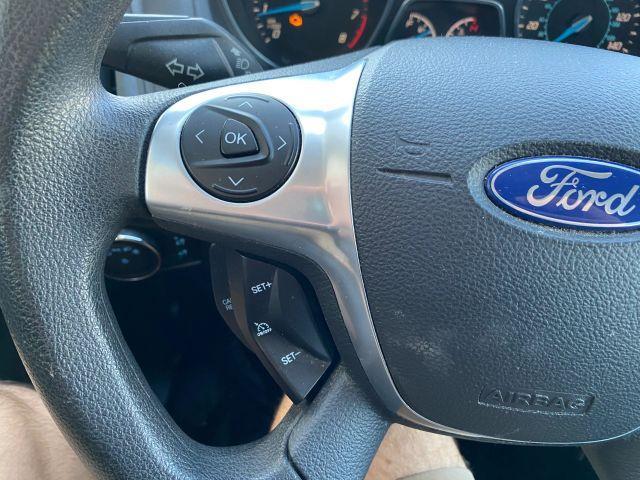 Photo of 2014 White Ford Focus