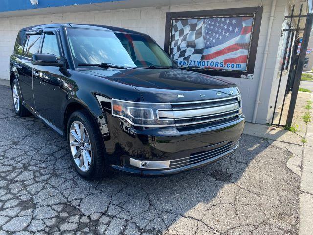 Photo of 2019 Black Ford Flex