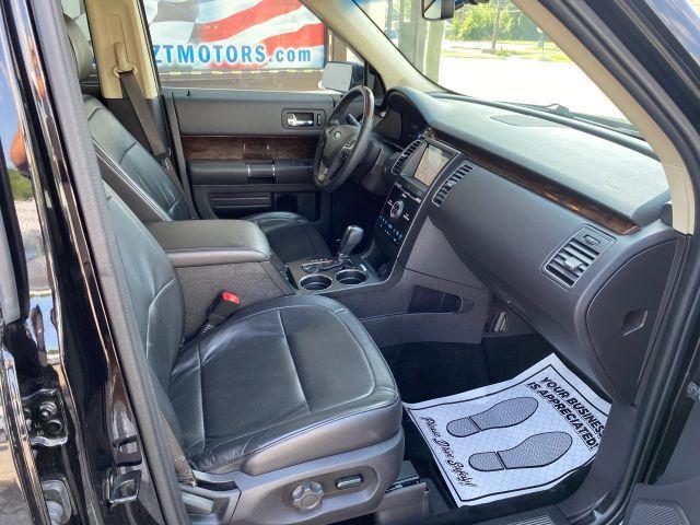 Photo of 2019 Black Ford Flex
