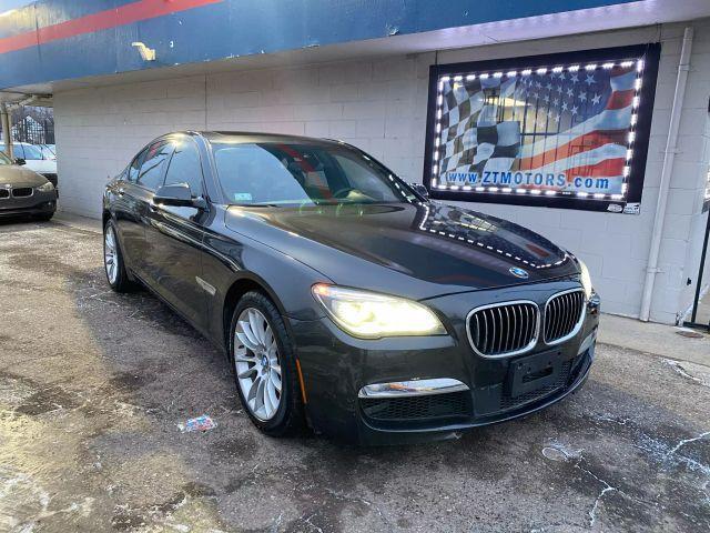 2015 BMW 750