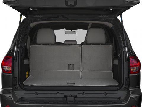 Photo of 2017 Blizzard Pearl Toyota Sequoia