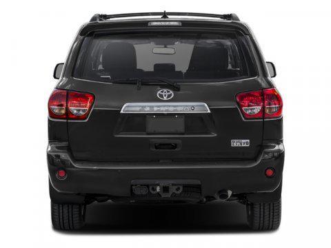 Photo of 2017 Blizzard Pearl Toyota Sequoia
