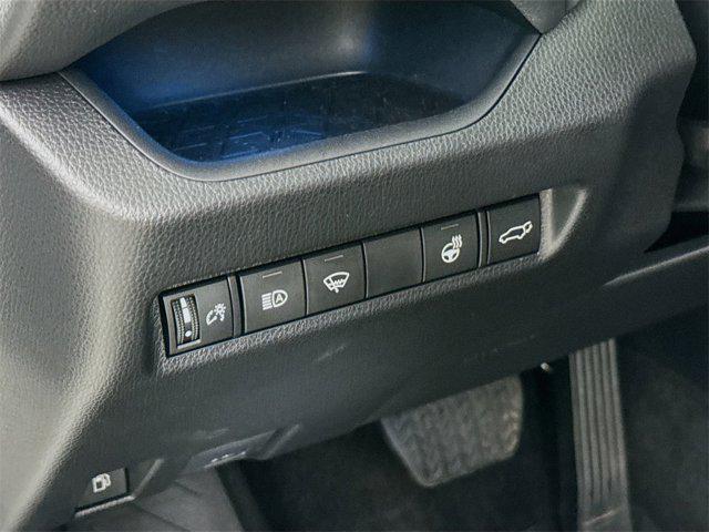 Photo of 2022 Blizzard Pearl/Midnight Black Metallic Toyota RAV4 Prime