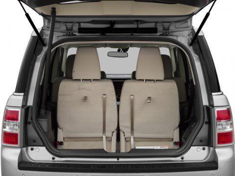 Photo of 2016 White Platinum Metallic Tri-Coat Ford Flex