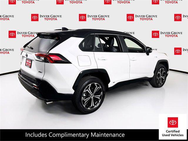 Photo of 2024 Wind Chill Pearl/Midnight Black Metallic Toyota RAV4 Prime