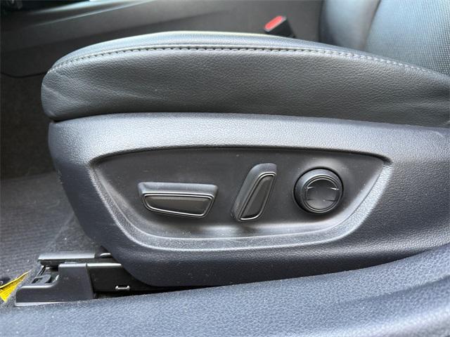 Photo of 2023 Midnight Black Metallic Toyota Camry