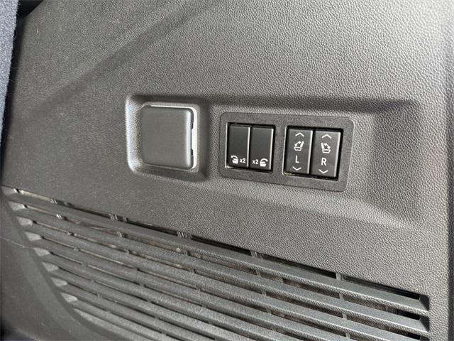 Photo of 2022 Black Chevrolet Tahoe