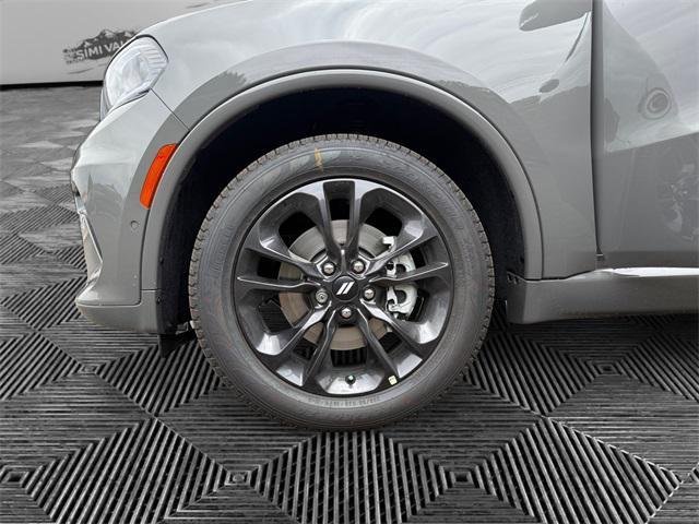 Photo of 2025 Destroyer Gray Clearcoat Dodge Durango