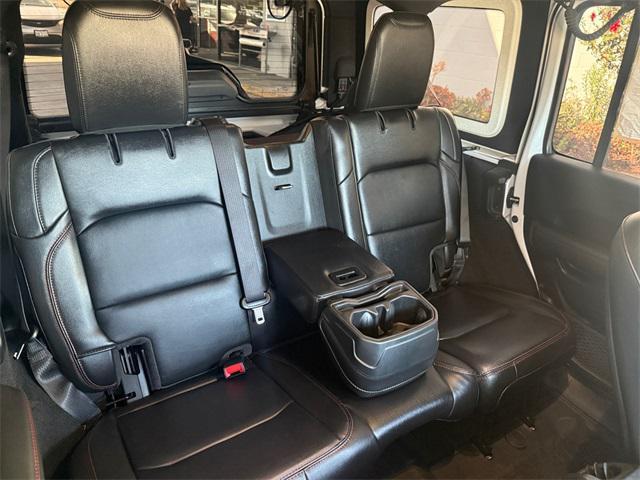 Photo of 2021 Bright White Clearcoat Jeep Wrangler Unlimited
