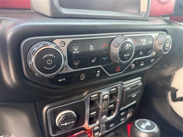 Photo of 2021 Bright White Clearcoat Jeep Wrangler Unlimited