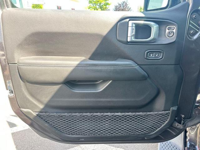 Photo of 2020 Granite Crystal Metallic Clearcoat Jeep Wrangler Unlimited
