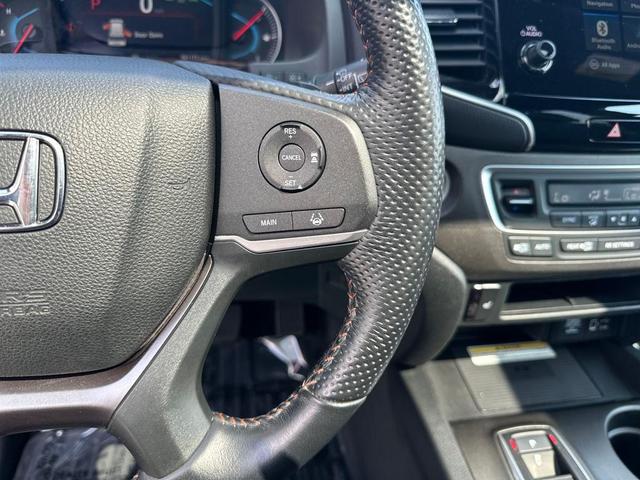 Photo of 2022 Crystal Black Pearl Honda Pilot
