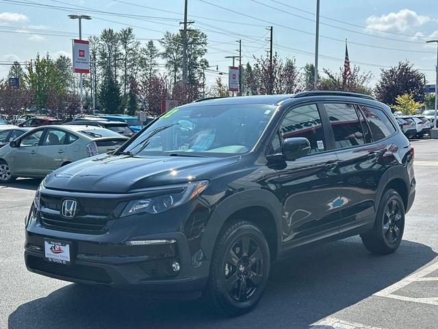 Photo of 2022 Crystal Black Pearl Honda Pilot