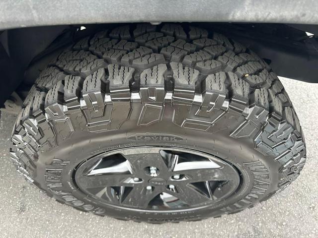 Photo of 2016 Rhino Clearcoat Jeep Wrangler