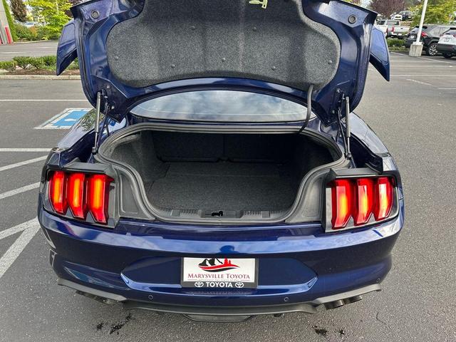 Photo of 2020 Kona Blue Metallic Ford Mustang