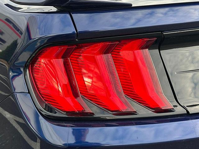 Photo of 2020 Kona Blue Metallic Ford Mustang