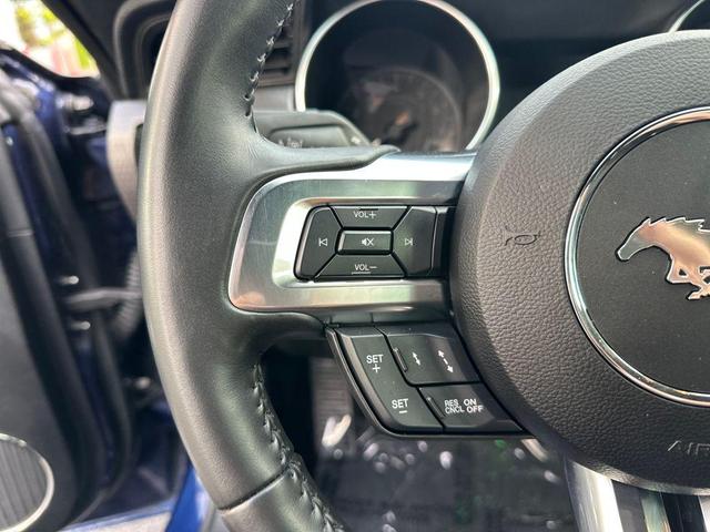 Photo of 2020 Kona Blue Metallic Ford Mustang