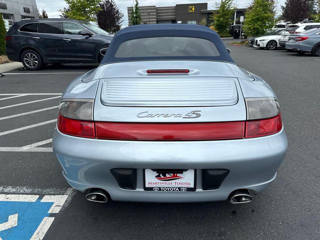 Photo of 2004 Polar Silver Metallic Porsche 911